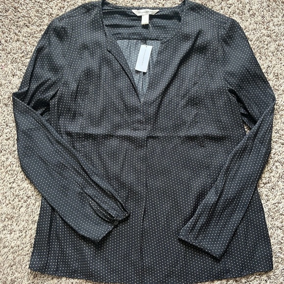 NWT Banana Republic Essential Popover Top Black Dot Size Medium - Picture 2 of 4